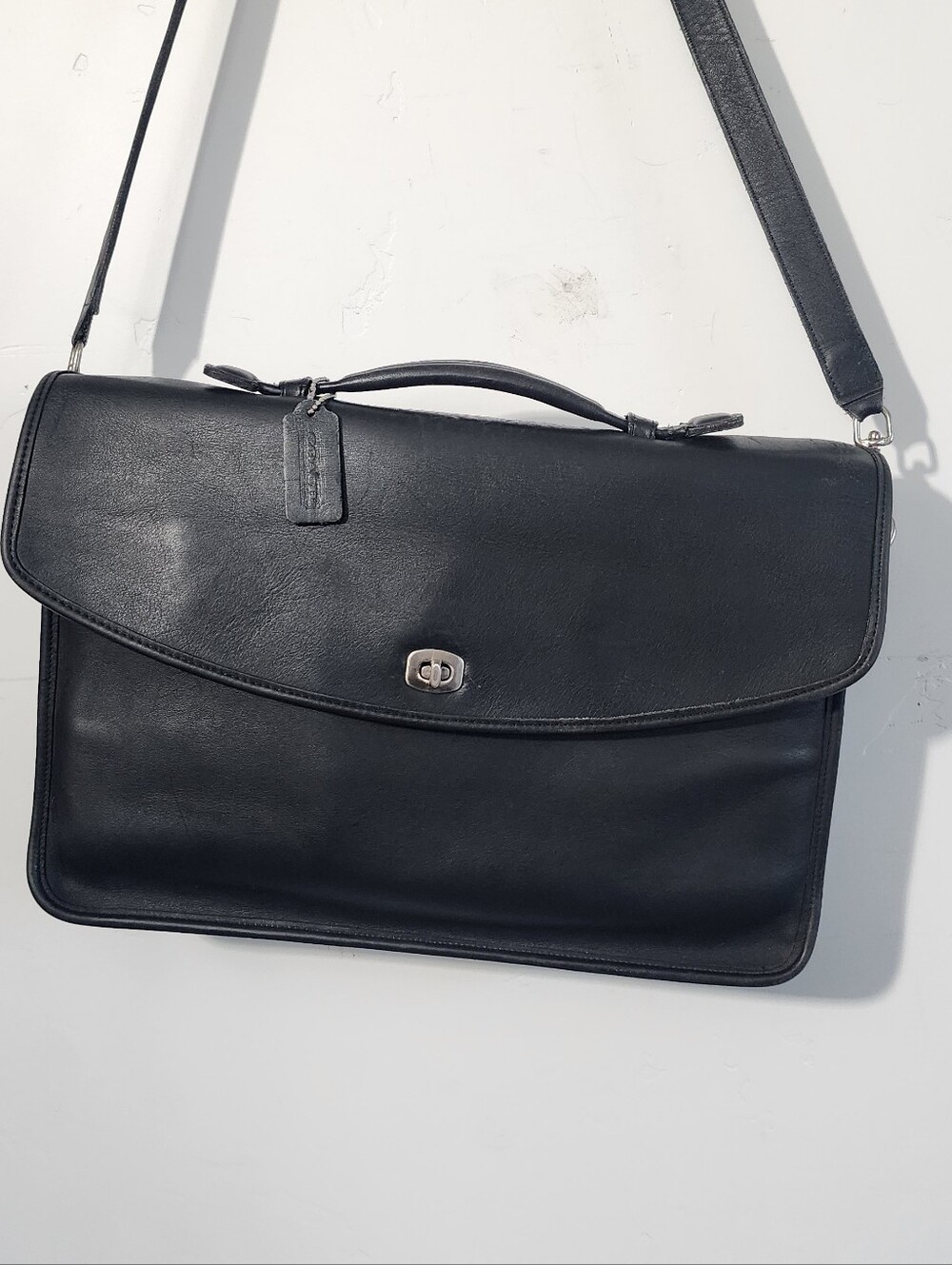Coach Classic Black Leather Messenger Bag - Men's Shoulder Briefcase